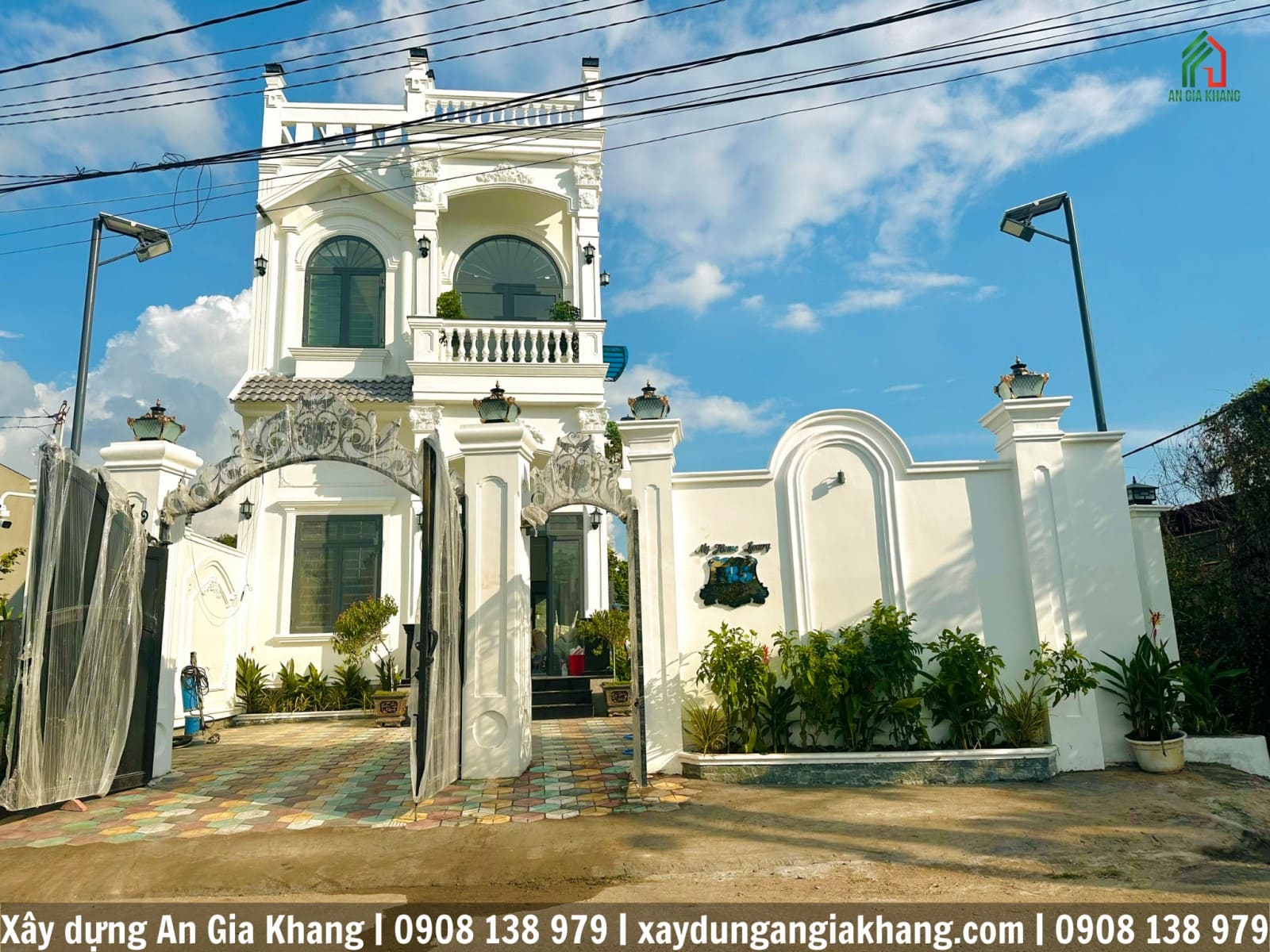 Thiết kế thi công biệt thự tân cổ điển trọn gói