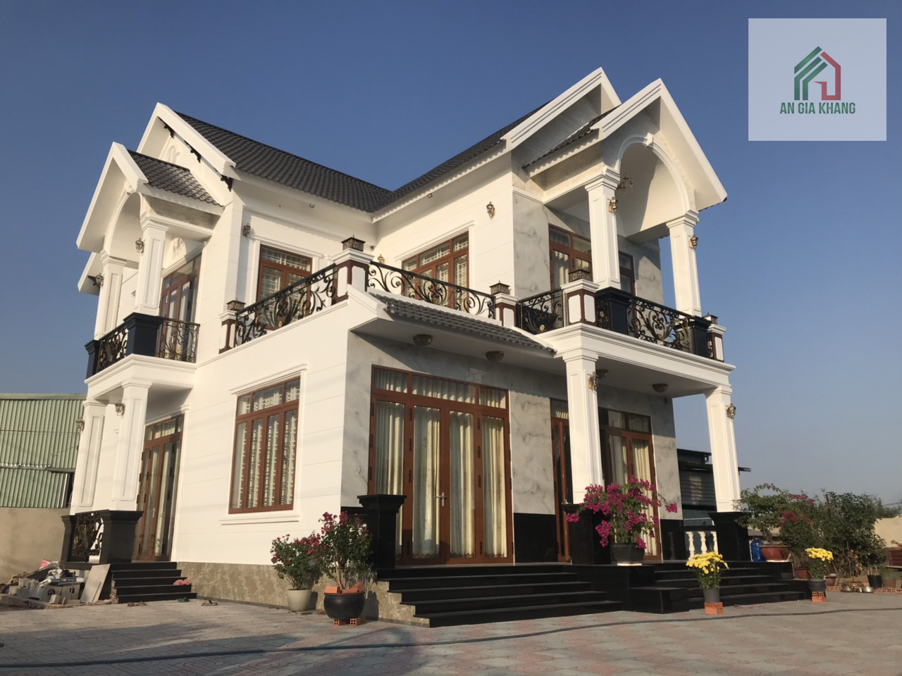 Xây nhà trọn gói